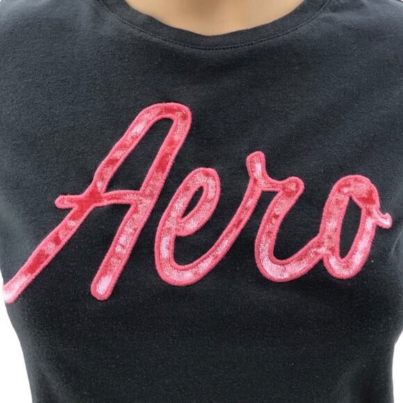 Aeropostale MEDIUM Gray Velvet Cursive Spellout Short Sleeve Tee Shirt T-SHIRT - Picture 2 of 5
